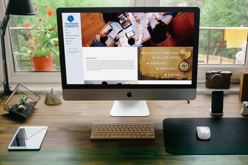 Website On Wide Screen Web design