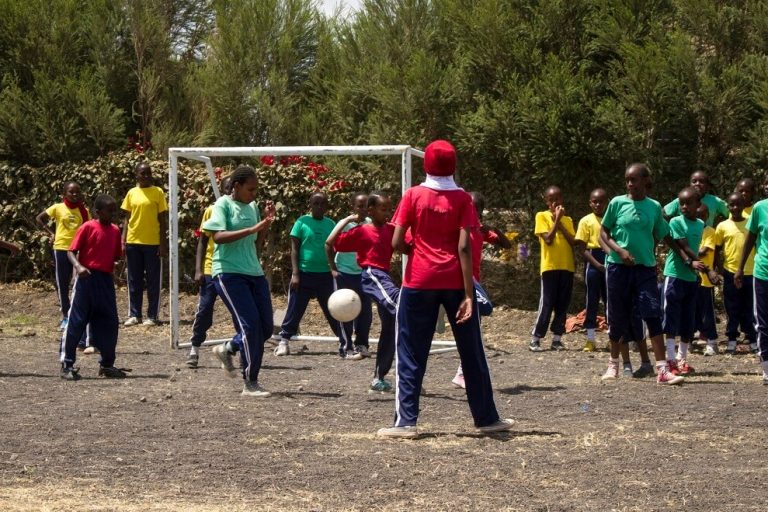 How to build a school website